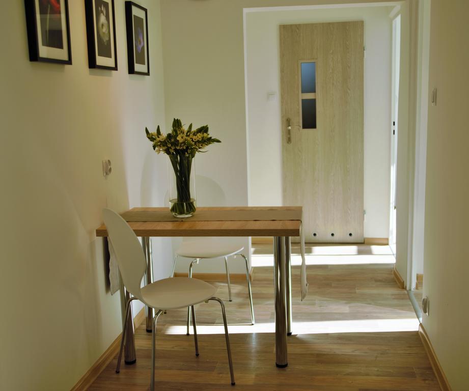 Seaside Base Apartment กดัญสก์ ภายนอก รูปภาพ