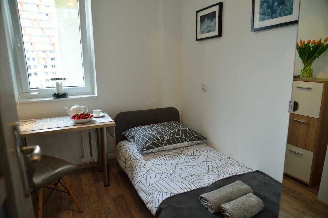 Seaside Base Apartment กดัญสก์ ภายนอก รูปภาพ
